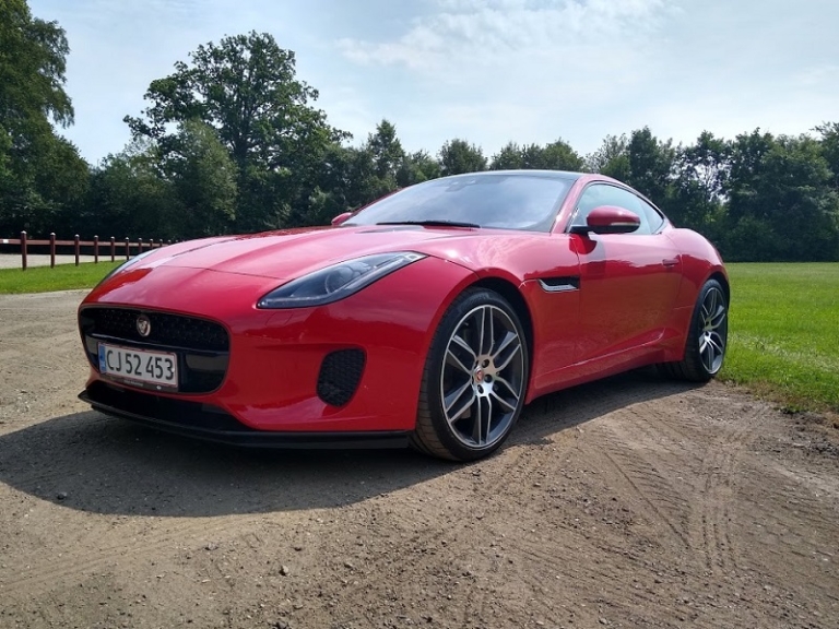 Biltest af Jaguar F-Type