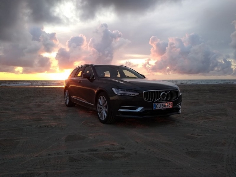 Volvo V90