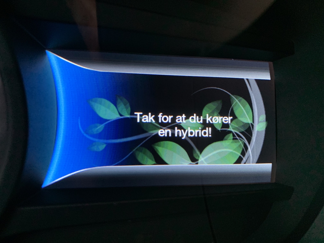 Beskeden du får når du slukker bilen 'Tak fordi at du kører en hybrid'