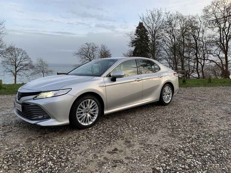 Toyota Camry Hybrid