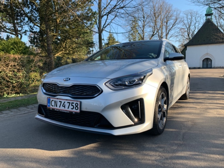 Kia Ceed PHEV teaserbillede