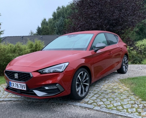 SEAT LEON front